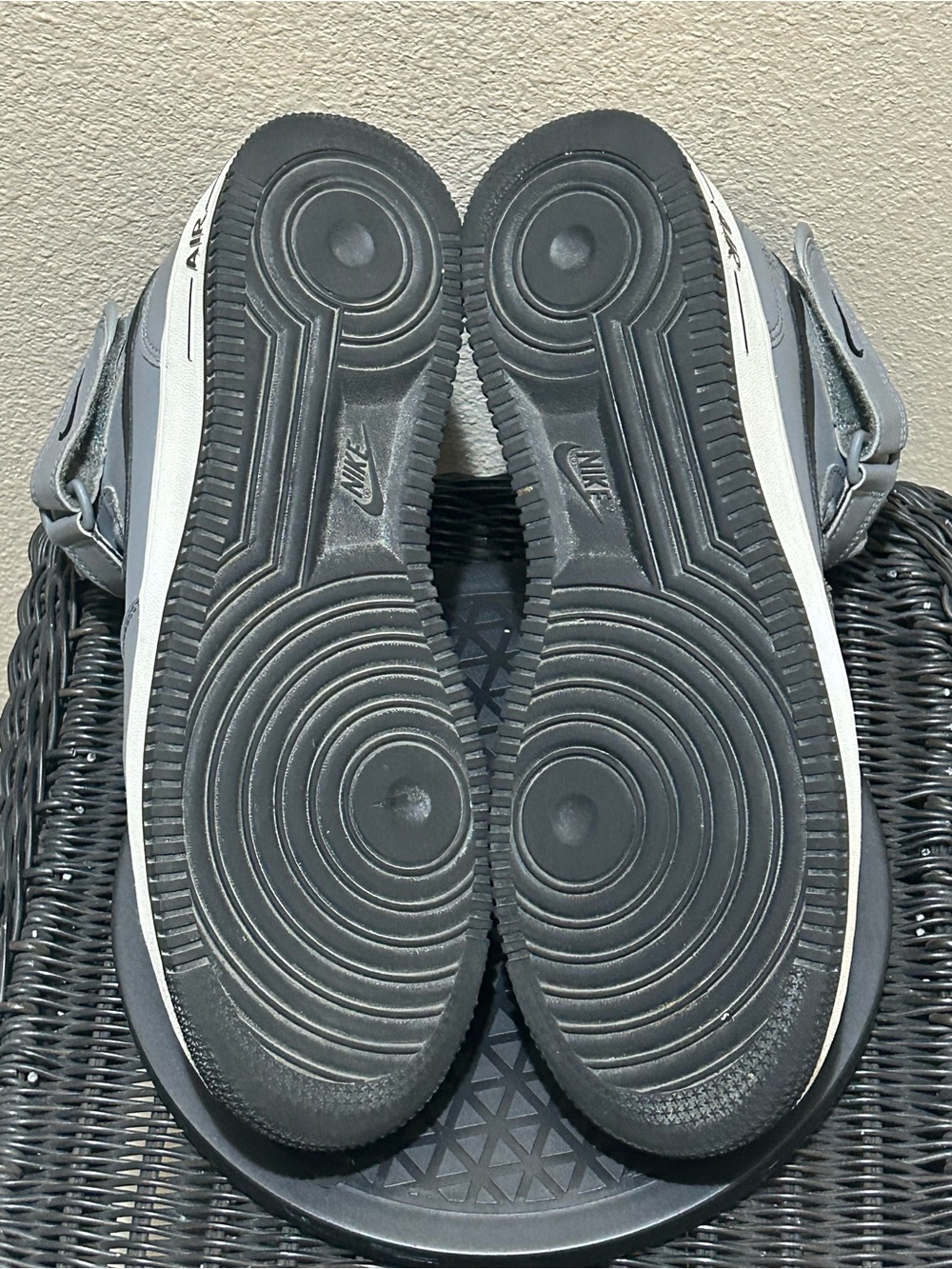 Size 12 Nike Air Force 1 Mid ‘07 Cool Grey 315123-026 - Picture 6 of 9